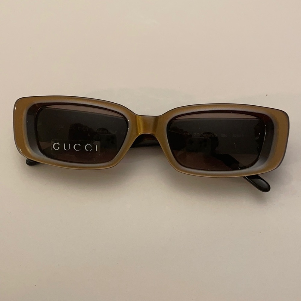 Vintage Gucci black/gold sunglasses